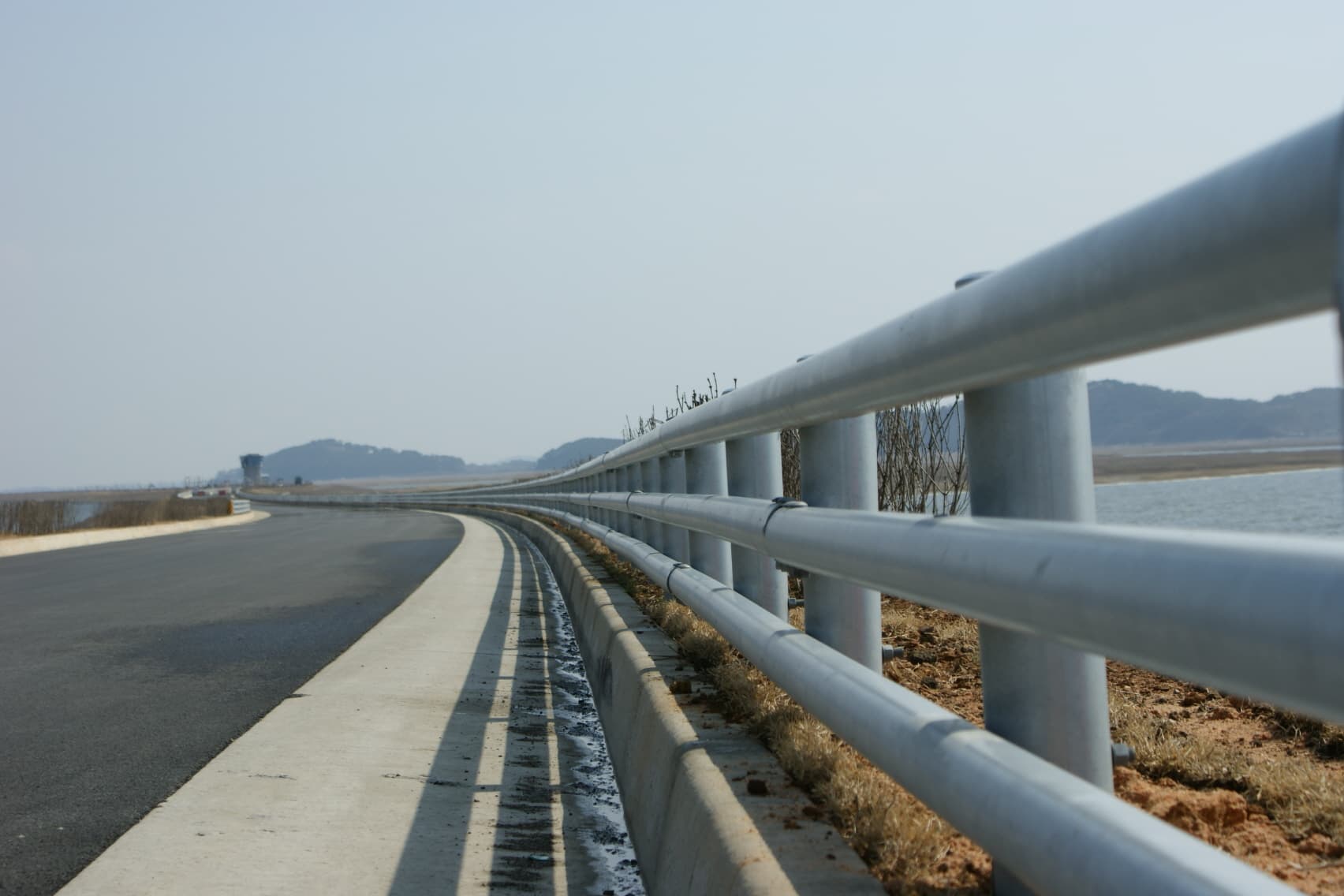 open type guardrail
